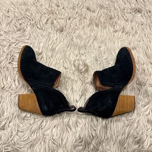 Jeffrey Campbell suede ankle boots size 7